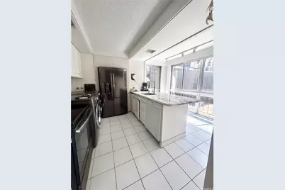 431 Nahua Street #708, Honolulu, HI 96815 - Photo 6