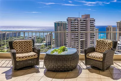 469 Ena Road #GPH 3805, Honolulu, HI 96815 - Photo 2