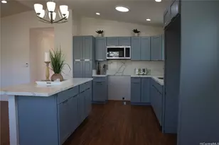 1638 Makamua St, Pearl City, HI 96782 - Photo 6