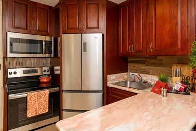 1993 Ala Wai Boulevard #302, Honolulu, HI 96815 - Photo 2