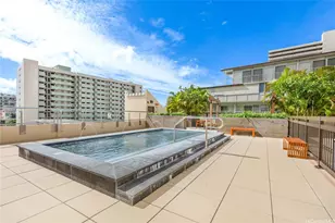 1717 Mott Smith Dr, Honolulu, HI 96822 - Photo 22