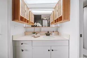 1717 Mott Smith Dr, Honolulu, HI 96822 - Photo 12