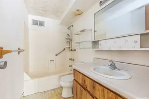 1720 Huna St, Honolulu, HI 96817 - Photo 4