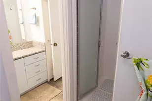 425 Ena Rd, Honolulu, HI 96815 - Photo 12