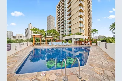 2045 Kalakaua Avenue #1007, Honolulu, HI 96815 - Photo 14