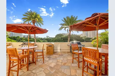 2045 Kalakaua Avenue #1007, Honolulu, HI 96815 - Photo 16