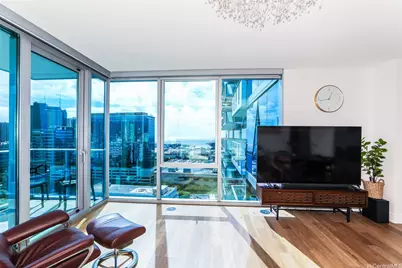 629 Keeaumoku Street #1811, Honolulu, HI 96814 - Photo 2