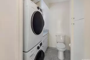 225 Kaiulani Ave, Honolulu, HI 96815 - Photo 14