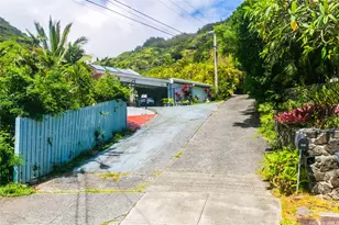 953 Ailuna St, Honolulu, HI 96821 - Photo 2