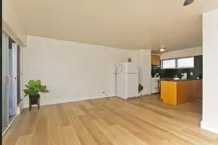 909 University Ave, Honolulu, HI 96826 - Photo 2