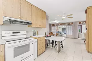 4149 Malapua Pl, Honolulu, HI 96816 - Photo 4