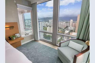 383 Kalaimoku Street #3307, Honolulu, HI 96815 - Photo 18