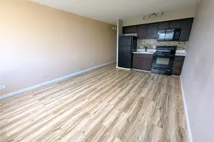 3045 Ala Napuaa Pl, Honolulu, HI 96818 - Photo 2