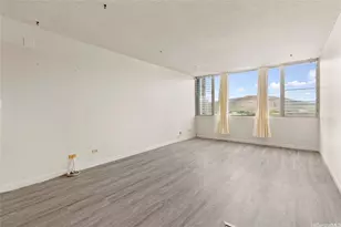 5210 Likini St, Honolulu, HI 96818 - Photo 2