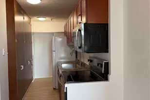 1226 Alexander St, Honolulu, HI 96826 - Photo 8