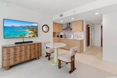 223 Saratoga Road #812, Honolulu, HI 96815 - Photo 1