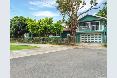 637 Kuaaina Way, Kailua, HI 96734 - Photo 18