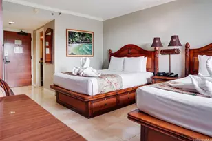 2045 Kalakaua Ave, Honolulu, HI 96815 - Photo 2