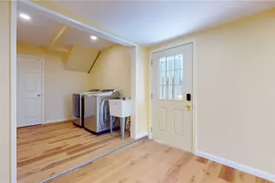 1242 Mamalu St, Honolulu, HI 96817 - Photo 4