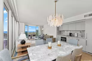 383 Kalaimoku St, Honolulu, HI 96815 - Photo 2