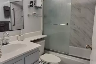 2121 Ala Wai Blvd, Honolulu, HI 96815 - Photo 12