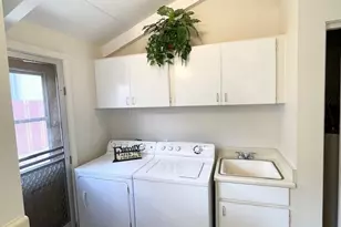 436 Kekauluohi St, Honolulu, HI 96825 - Photo 24