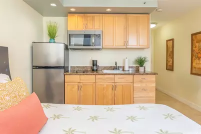 134 Kapahulu Avenue #501, Honolulu, HI 96815 - Photo 2