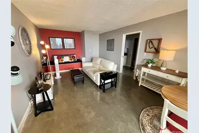 1201 Wilder Avenue #2102, Honolulu, HI 96822 - Photo 2