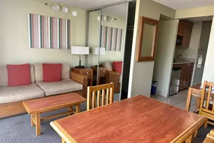 2427 Kuhio Ave, Honolulu, HI 96815 - Photo 2