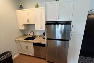 1810 Kaioo Dr, Honolulu, HI 96815 - Photo 4