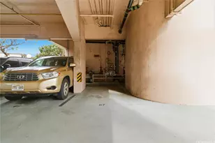 2439 Kapiolani Blvd, Honolulu, HI 96826 - Photo 18