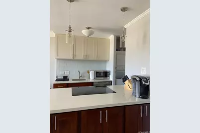 320 Liliuokalani Avenue, Honolulu, HI 96815 - Photo 2