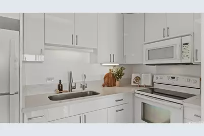 2440 Kuhio Avenue #2001, Honolulu, HI 96815 - Photo 8