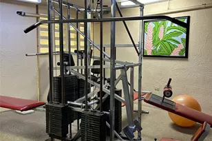 2740 Kuilei St, Honolulu, HI 96826 - Photo 8