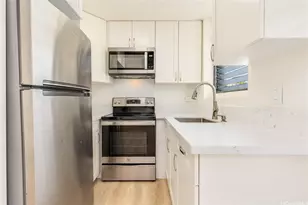 1812 Anapuni St, Honolulu, HI 96822 - Photo 4