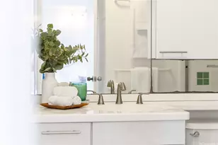 225 Queen St, Honolulu, HI 96813 - Photo 14