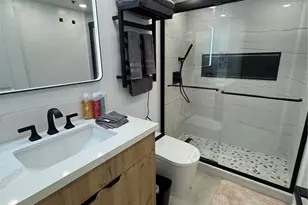 1088 Bishop St, Honolulu, HI 96813 - Photo 6