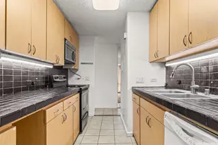 1750 Kalakaua Ave, Honolulu, HI 96826 - Photo 12