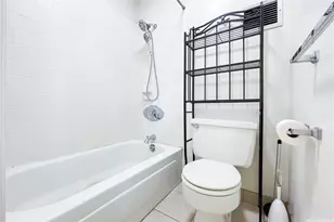2649 Varsity Pl, Honolulu, HI 96826 - Photo 12