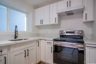 829 Waiaka Pl, Honolulu, HI 96826 - Photo 6