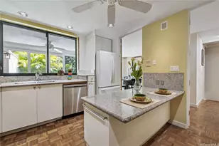 2929 Poni Moi Rd, Honolulu, HI 96815 - Photo 14