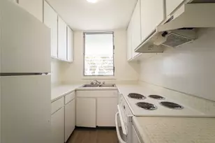 922 Kapahulu Ave, Honolulu, HI 96816 - Photo 1