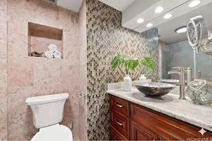 501 Hahaione St, Honolulu, HI 96825 - Photo 10