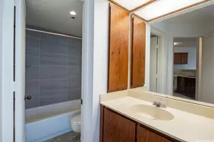 930 Kaheka St, Honolulu, HI 96814 - Photo 10