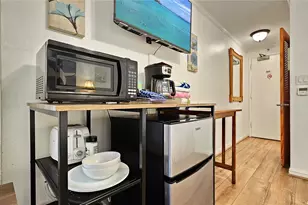 134 Kapahulu Ave, Honolulu, HI 96815 - Photo 6