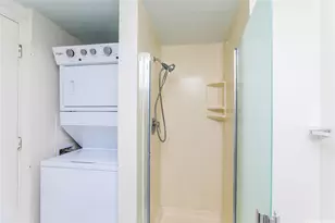 2215 Aloha Dr, Honolulu, HI 96815 - Photo 18