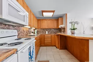 440 Lewers St, Honolulu, HI 96815 - Photo 6