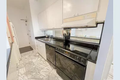 1778 Ala Moana Boulevard #1002, Honolulu, HI 96815 - Photo 6