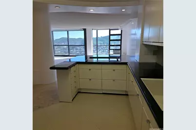 2101 Nuuanu Avenue #I2401, Honolulu, HI 96817 - Photo 4