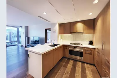 1555 Kapiolani Boulevard #1012, Honolulu, HI 96814 - Photo 2